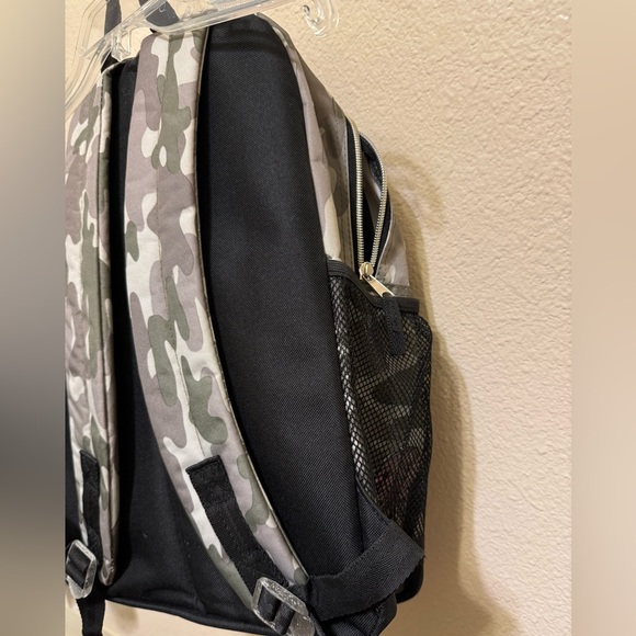 Patch Camo GIRL POWER Backpack & Lunch Bag - Picture 5 of 7